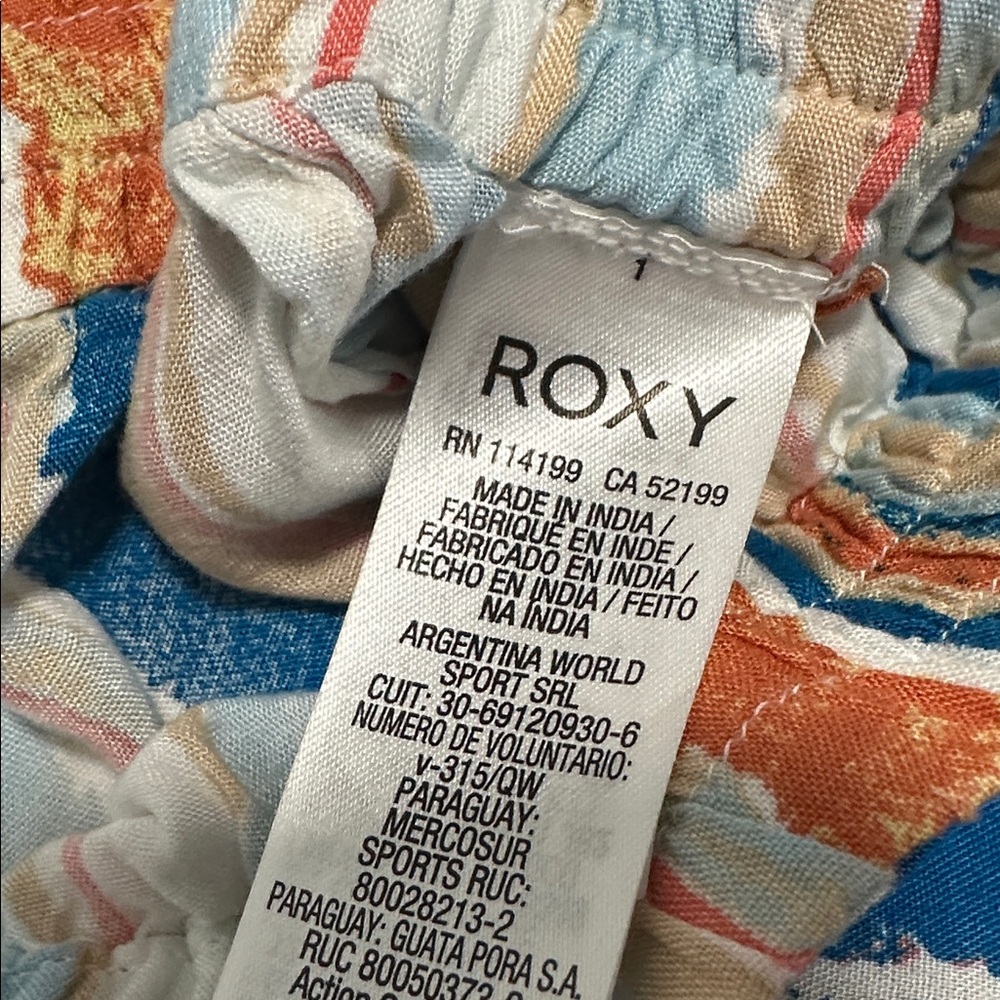 🎾 Roxy Tie Front Shorts - Picture 4 of 4